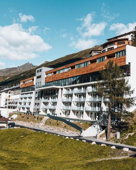 Haus mit Mitarbeiterunterkünften im Ötztal